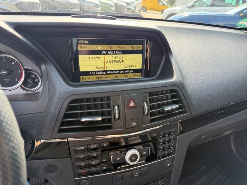 Mercedes-Benz E 220 Coupe CDI BlueEfficiency — photo 12