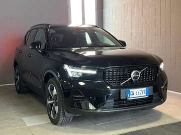 XC40 2.0 b4 Hybrid Ultra Dark 197cv