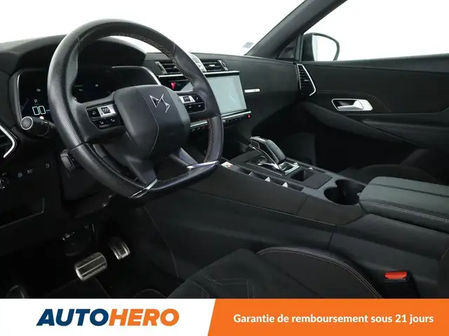 DS Automobiles DS 7 Crossback view 11