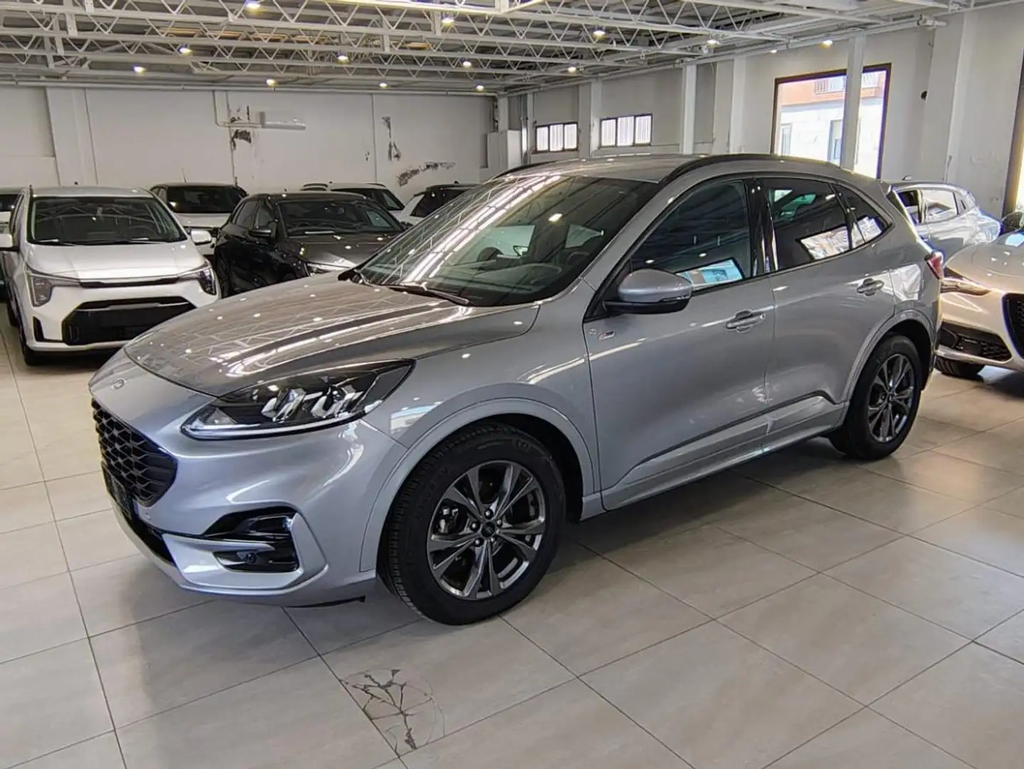 Ford Kuga Kuga III 2.0 ecoblue ST-Line X Design 2wd 120cv Argento - 2