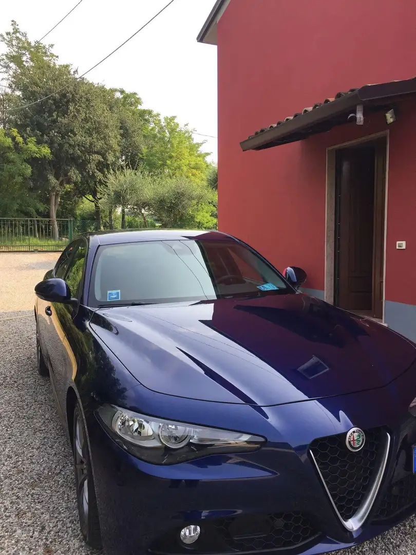 Alfa Romeo Giulia Giulia 2.2 t Business 136cv auto - 2