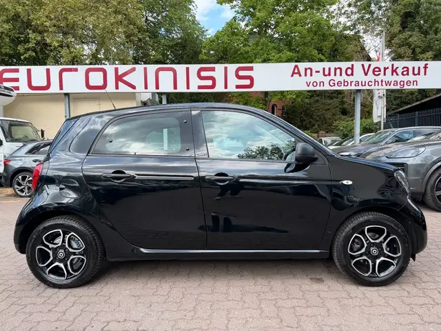 smart forFour forfour 66kW passion*PANORAMA*SHZ*NAVI*PTS*