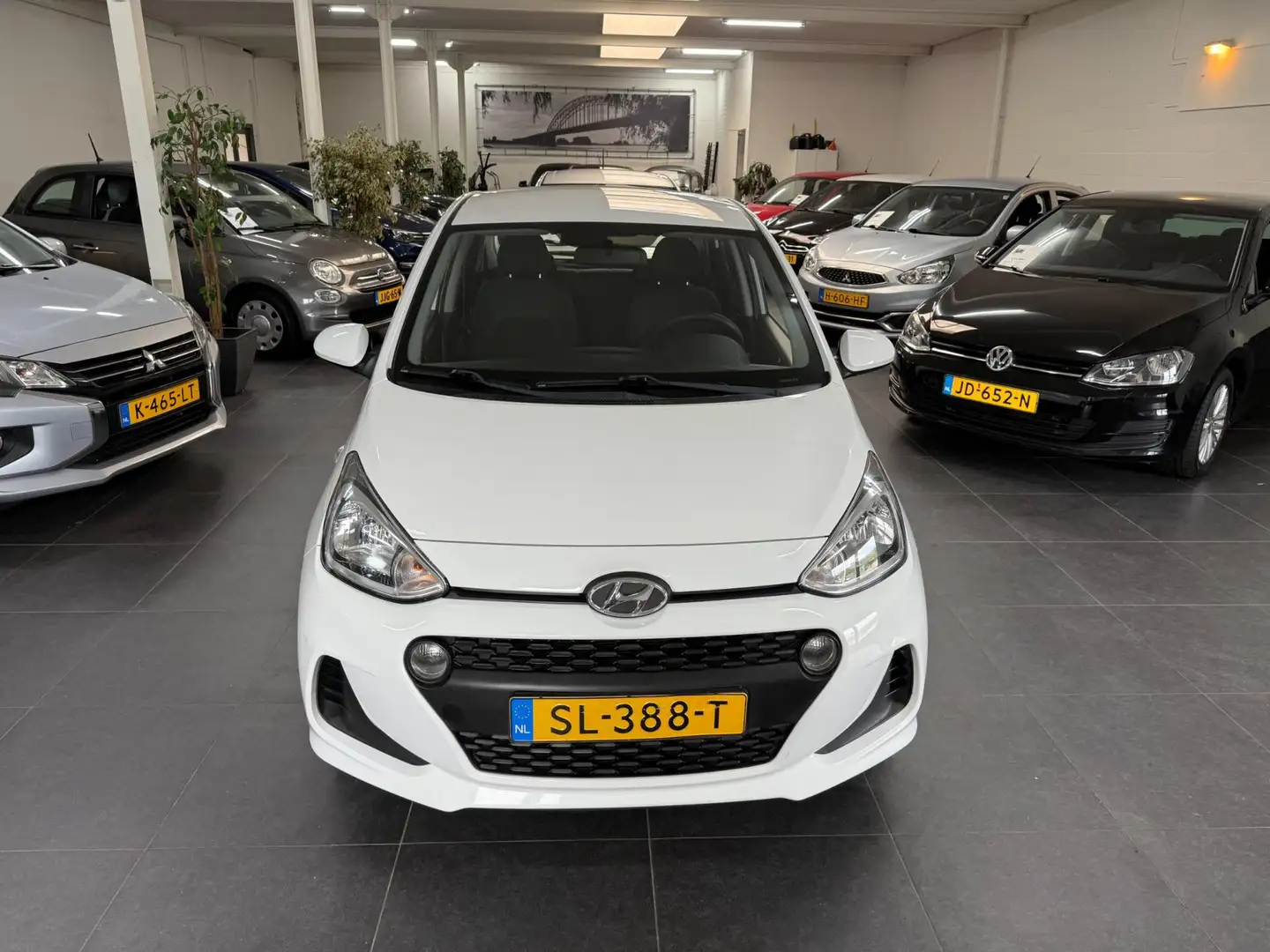 Hyundai i10 1.0i Comfort Blanc - 2