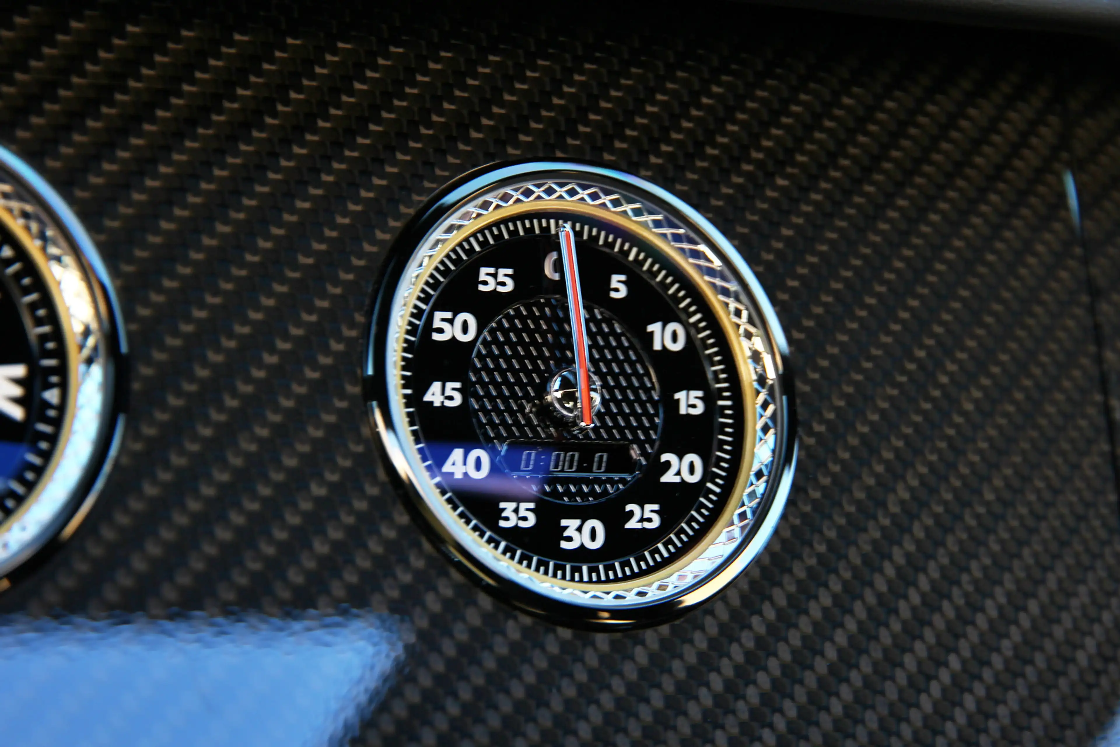 Bentley Flying Spur 4.0 V8 Hybrid Speed | Touring | Rotating | Naim | — photo 32