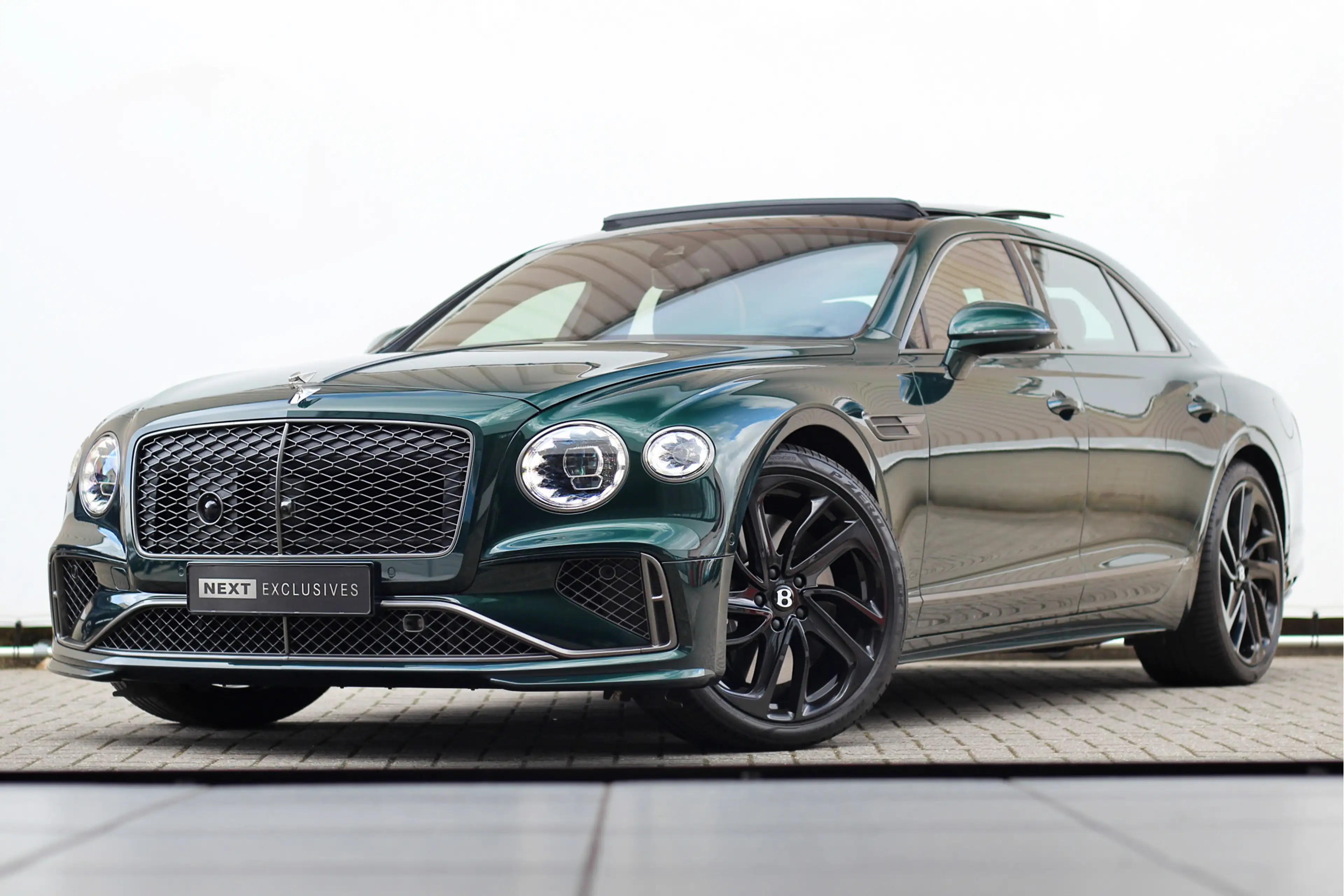Bentley Flying Spur 4.0 V8 Hybrid Speed | Touring | Rotating | Naim | — photo 6