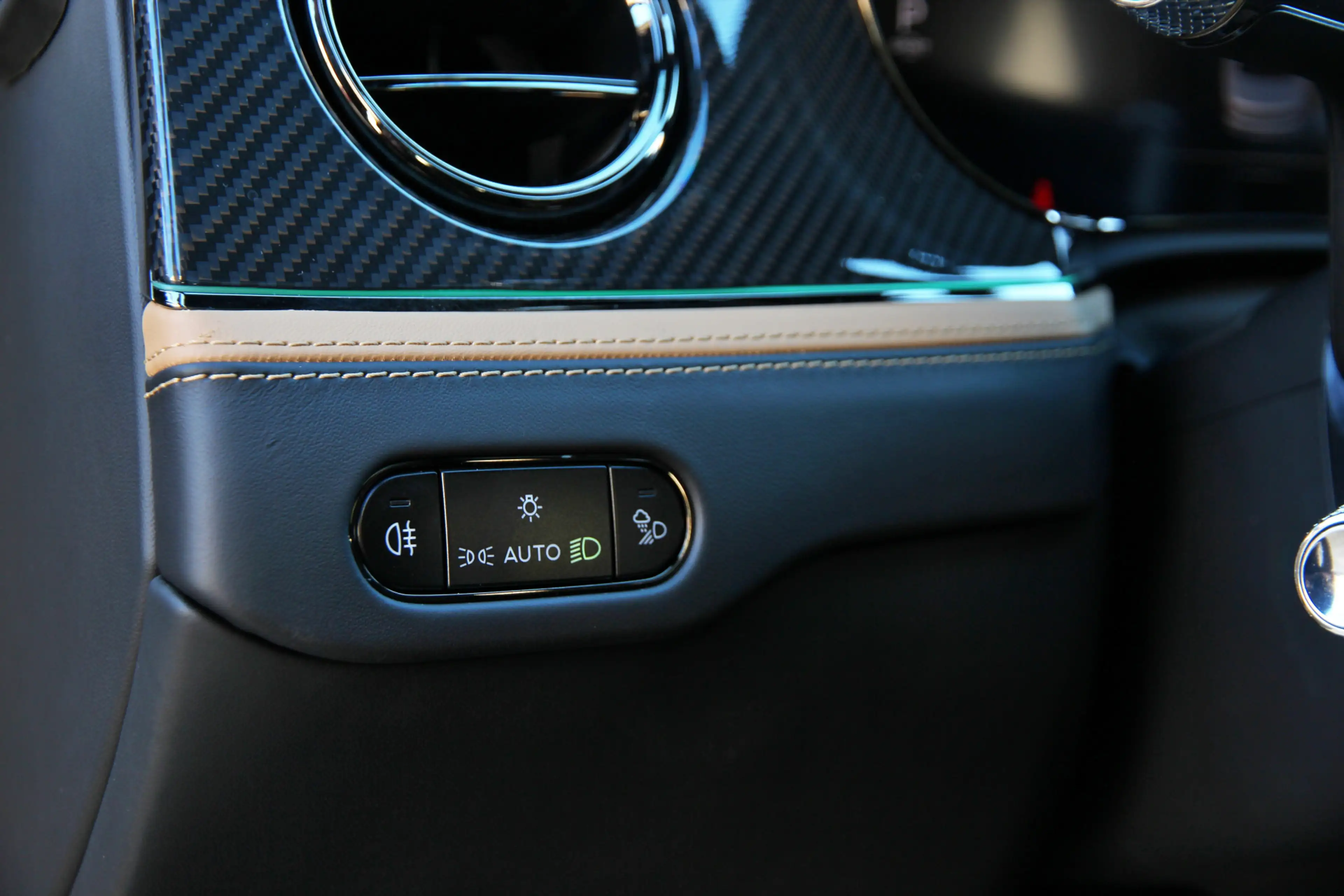 Bentley Flying Spur 4.0 V8 Hybrid Speed | Touring | Rotating | Naim | — photo 42