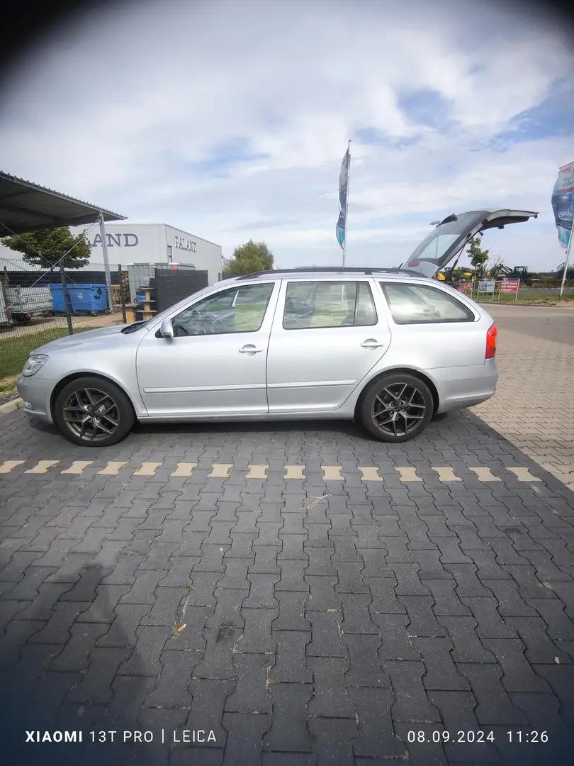 Skoda Octavia Combi 1.8 TSI Elegance - 2
