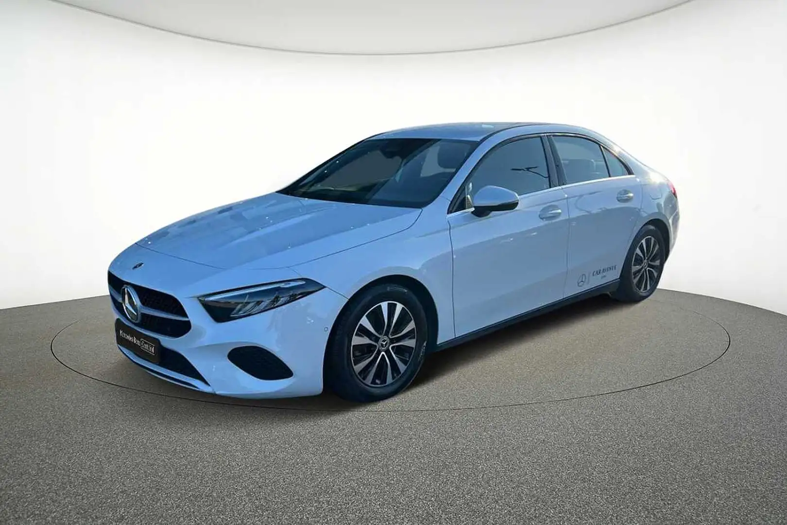 Mercedes-Benz A 180 d Berline Argent - 1