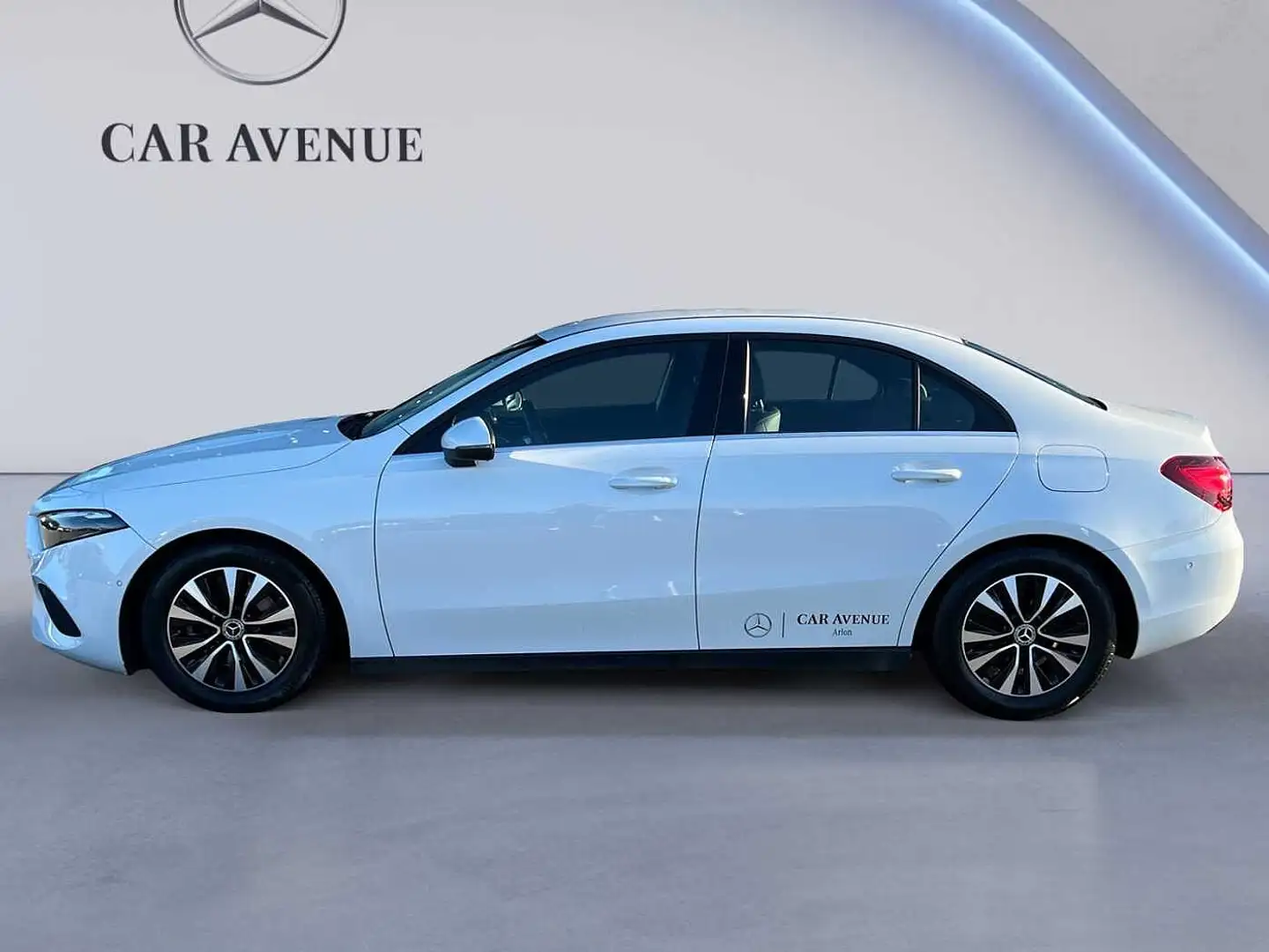 Mercedes-Benz A 180 d Berline Argent - 2