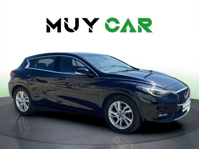 Infiniti Q30 1.6t 122