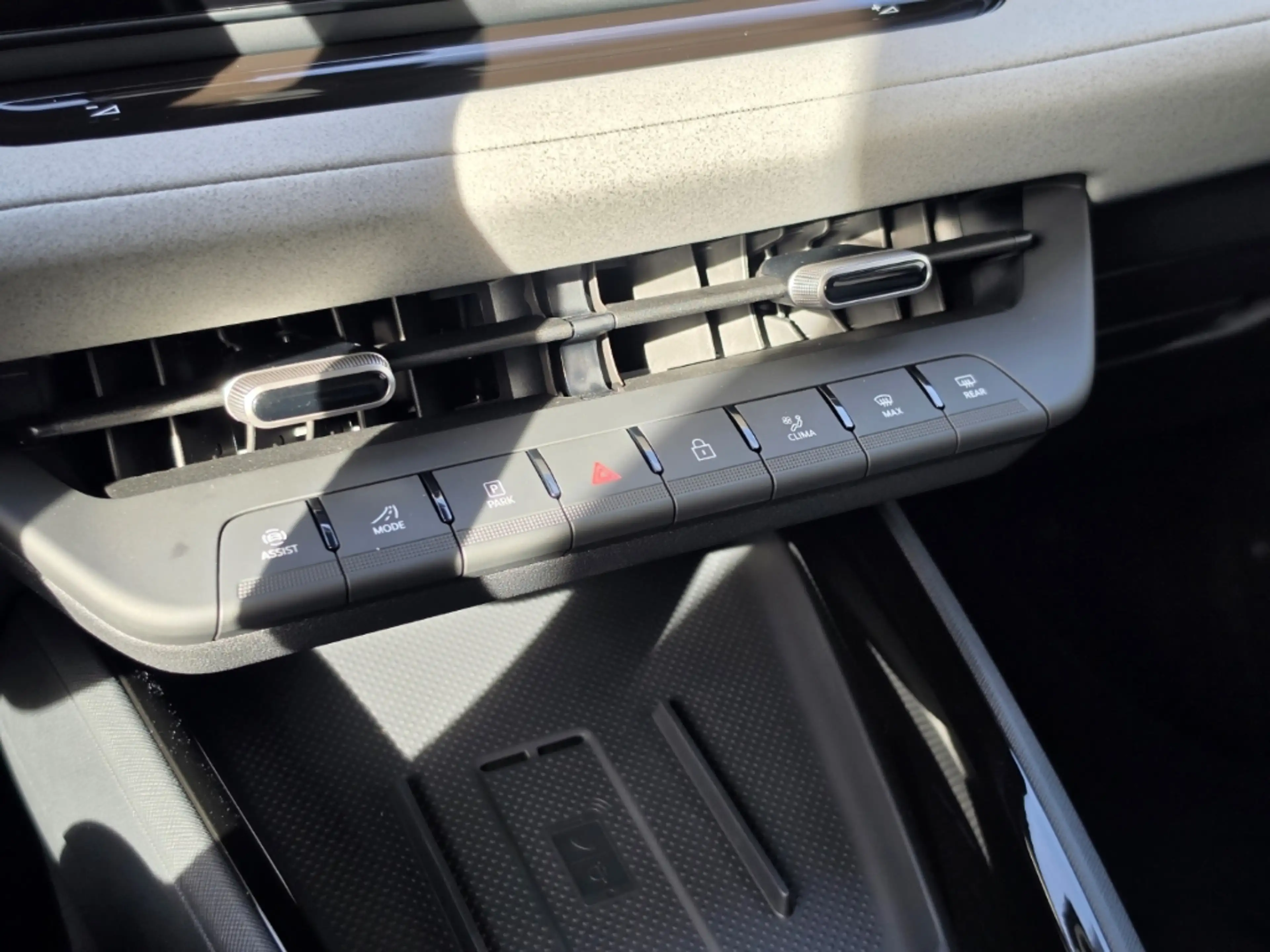 Skoda Epiq Edition Eins 55 (56 kWh) ACC Cam Shz FullLink Alu — photo 13