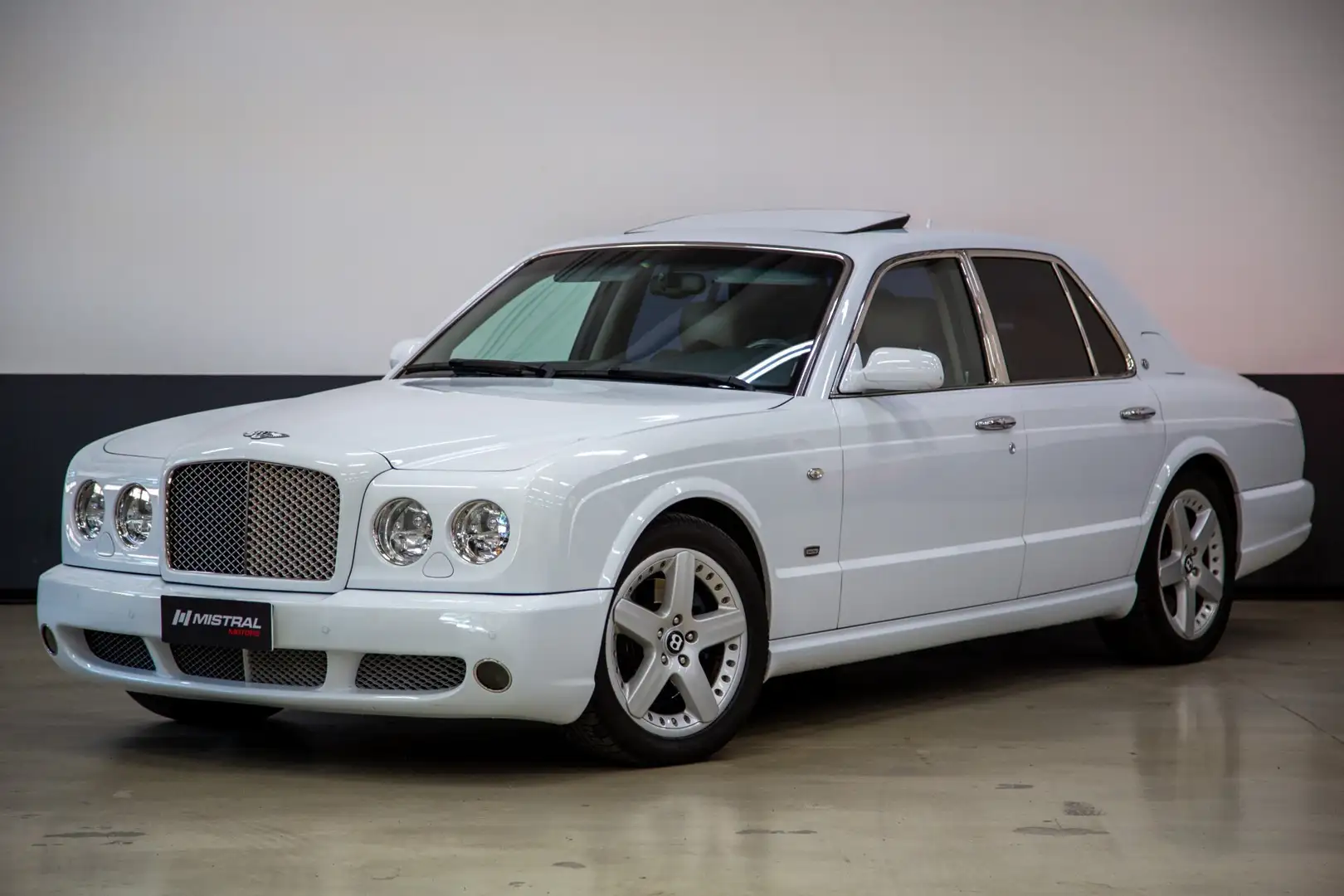 Bentley Arnage T Black Label Restyling ASI White - 1
