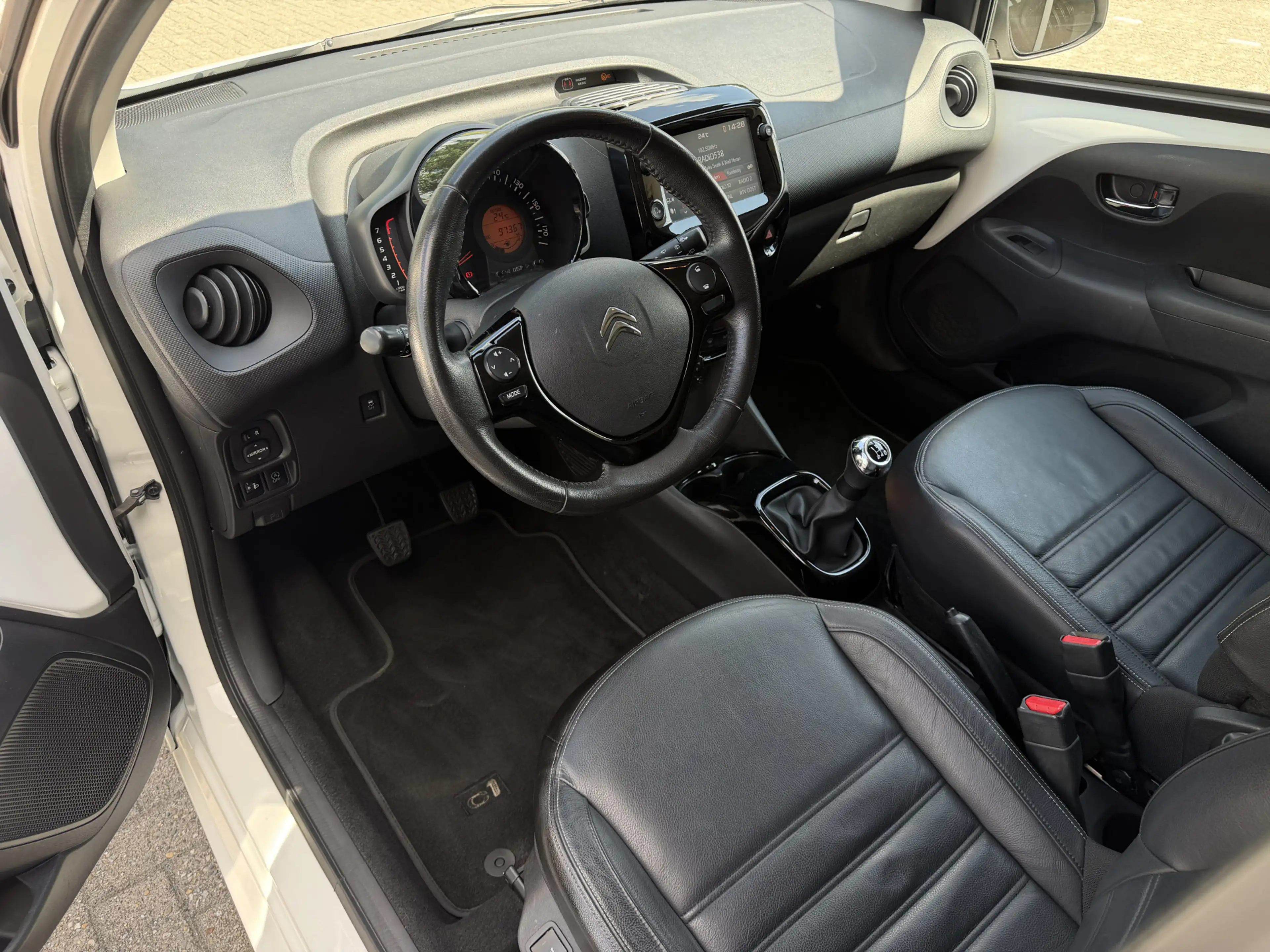Citroen C1 1.0 VTi Shine / Leder / Camera / Cruise Control / — photo 2