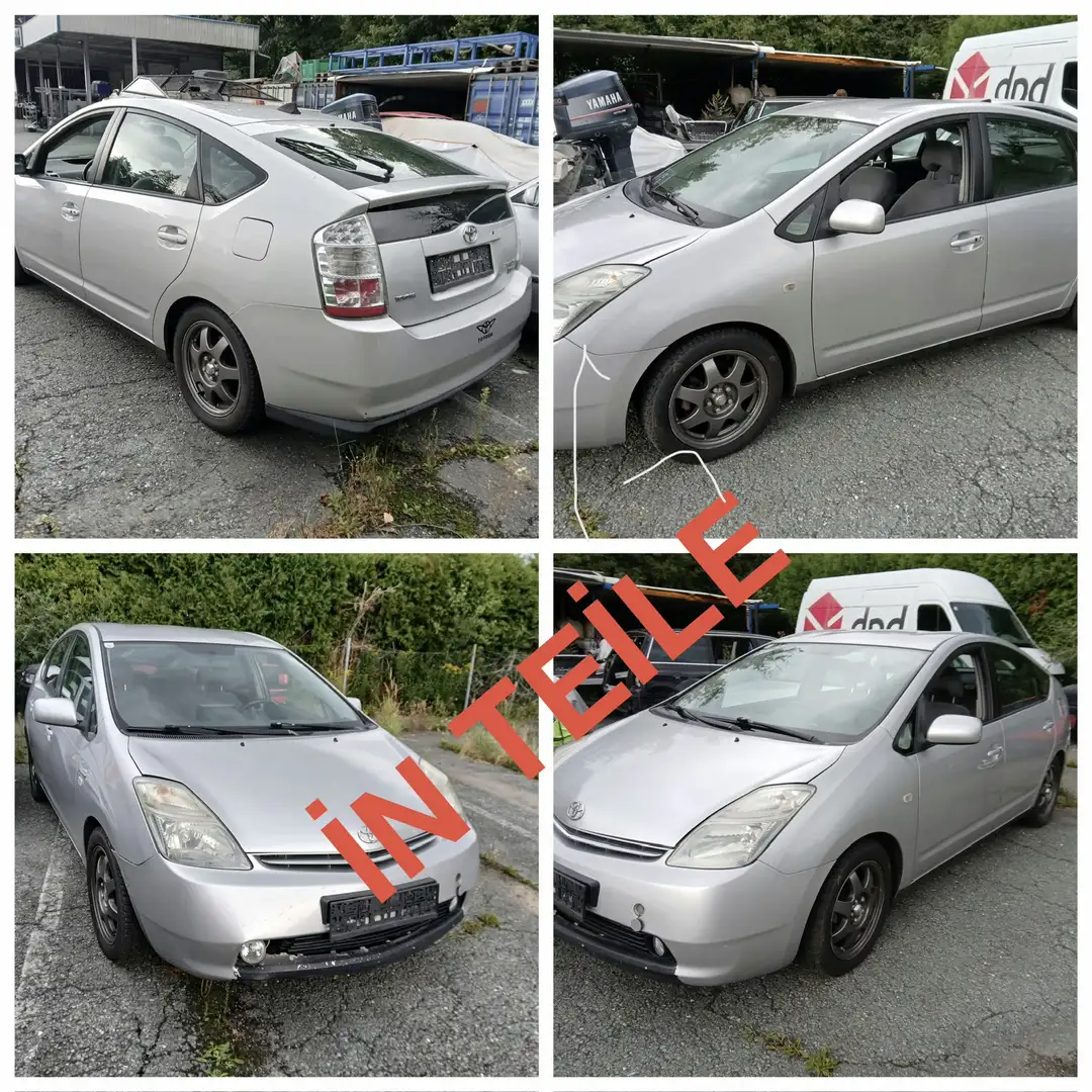 Toyota Prius (Hybrid) - 1