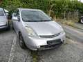 Toyota Prius (Hybrid) - thumbnail 3