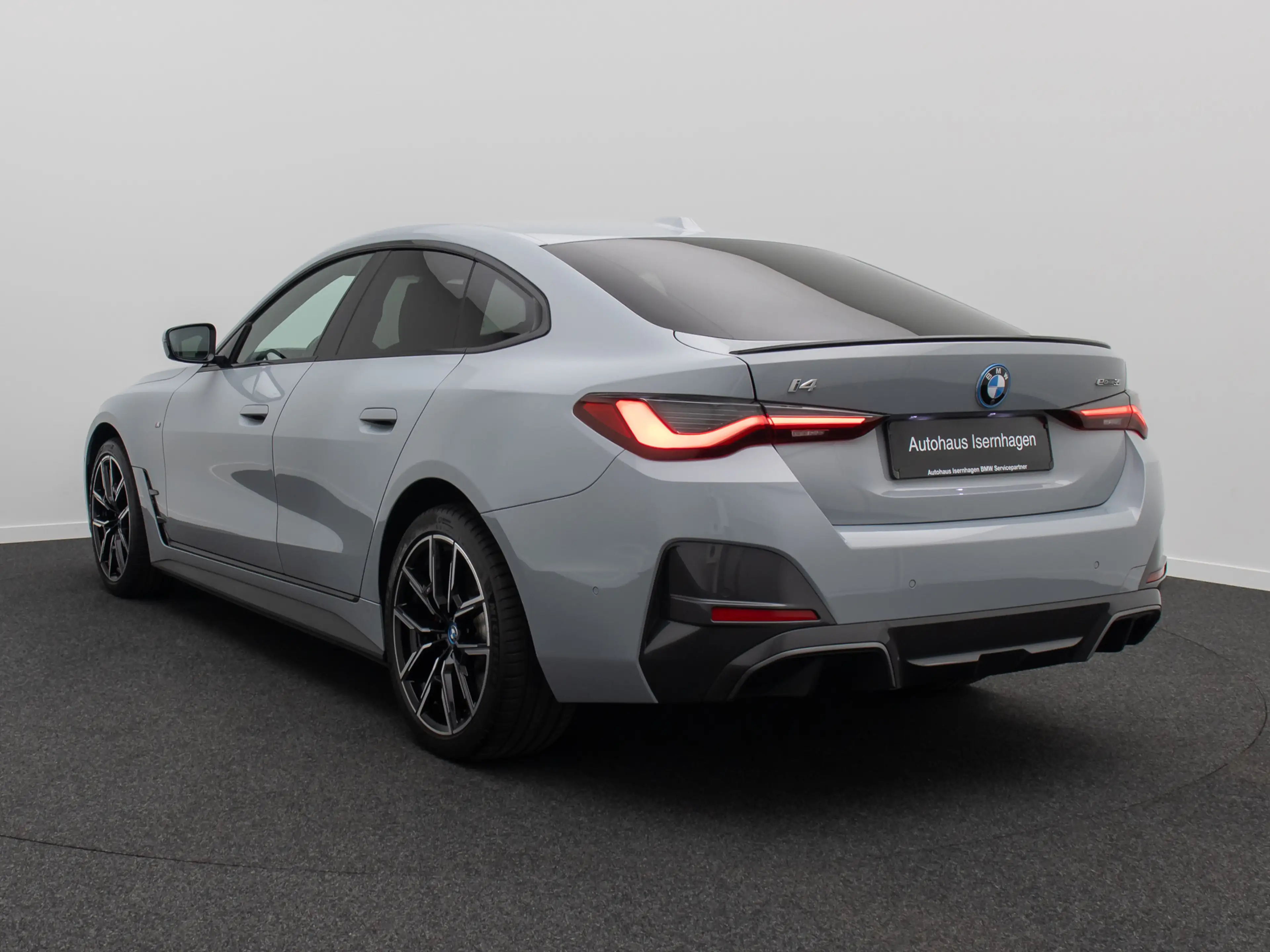 BMW i4 eD35 GC M Sport HUD DAB Kamera H K AHK 19Zoll — photo 9