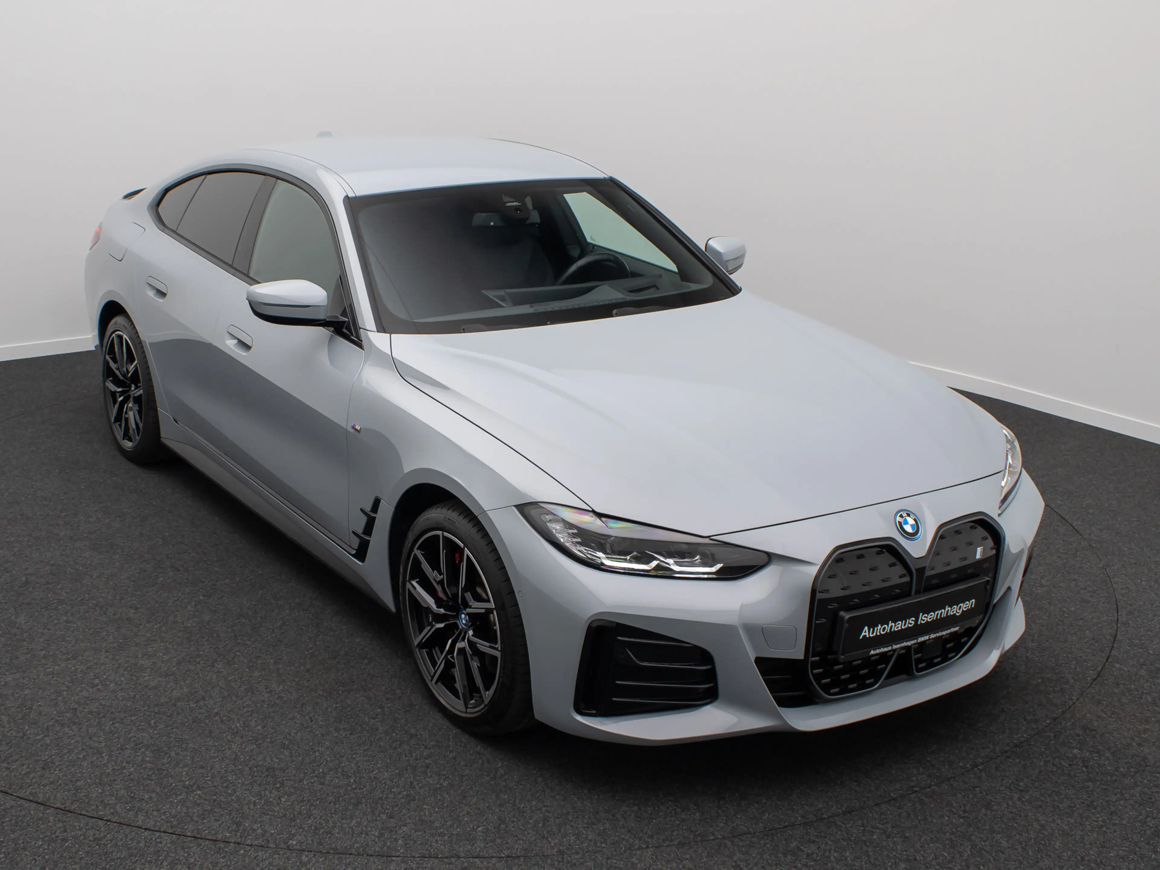 BMW i4 eD35 GC M Sport HUD DAB Kamera H K AHK 19Zoll — photo 3