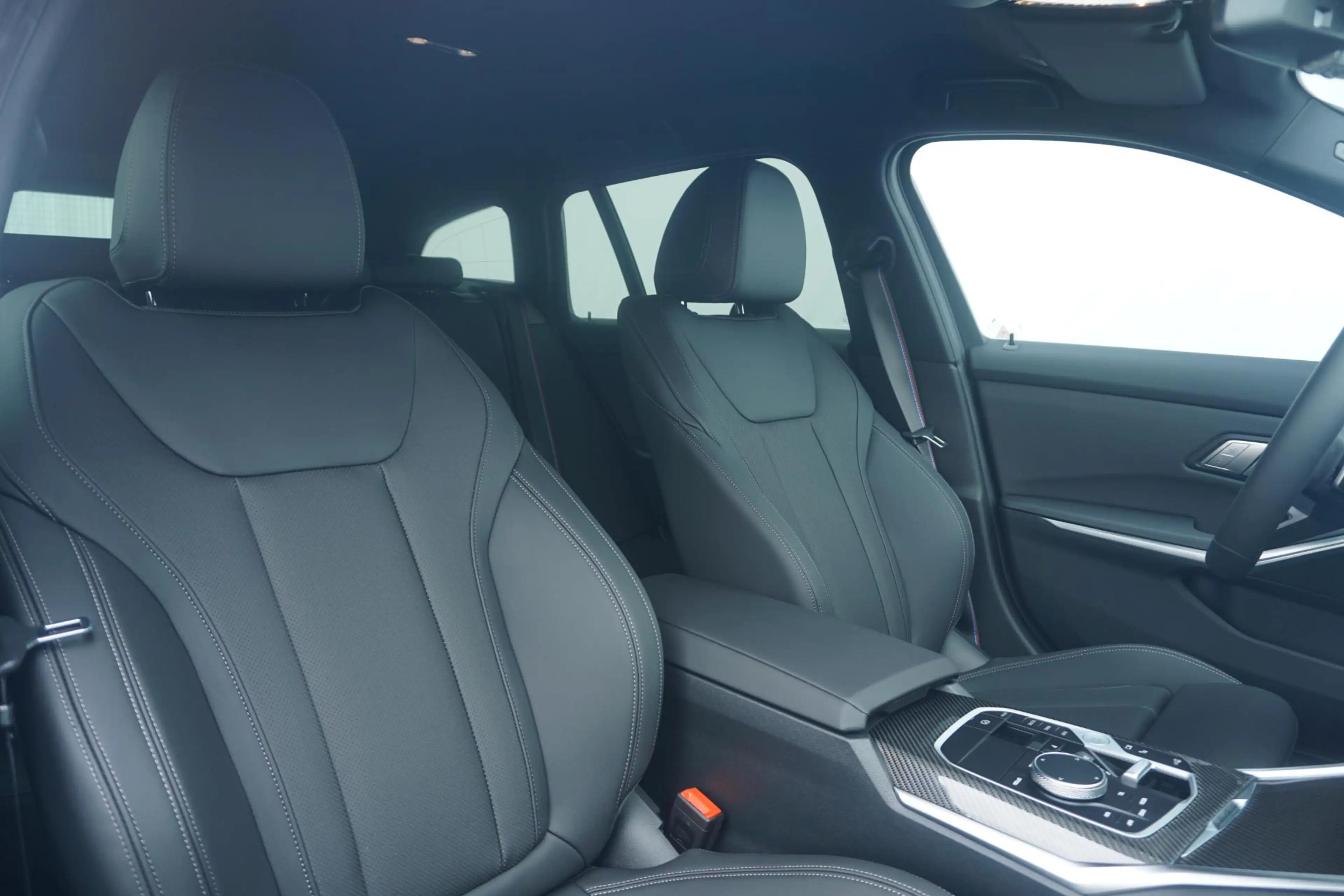 BMW 330 3 Serie Touring 330e | M Sportpakket Pro | Comfort — photo 9