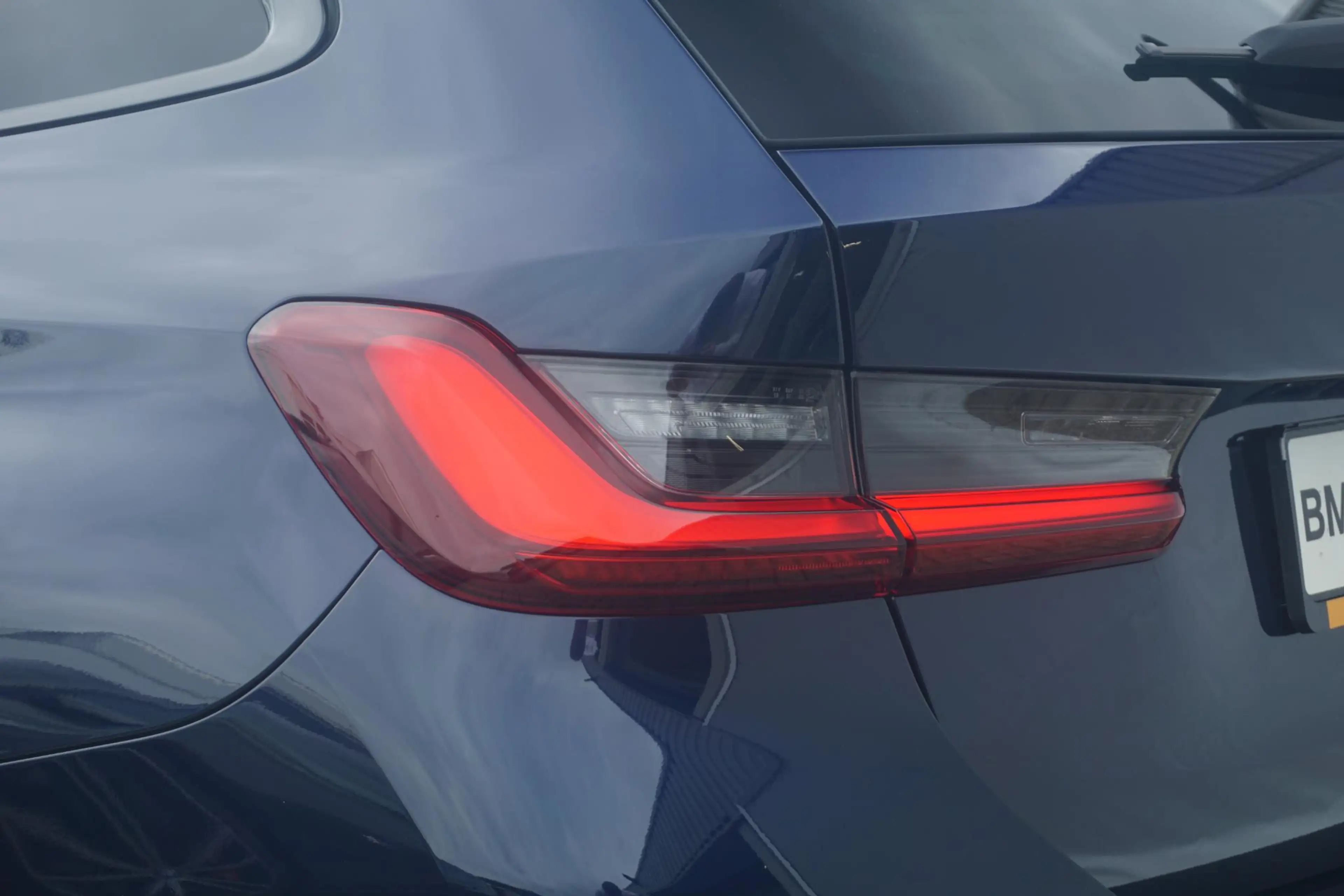 BMW 330 3 Serie Touring 330e | M Sportpakket Pro | Comfort — photo 14
