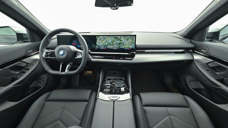 BMW 530 e xDrive M-Sportpaket — photo 15