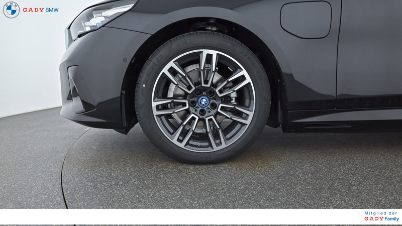 BMW 530 e xDrive M-Sportpaket — photo 7