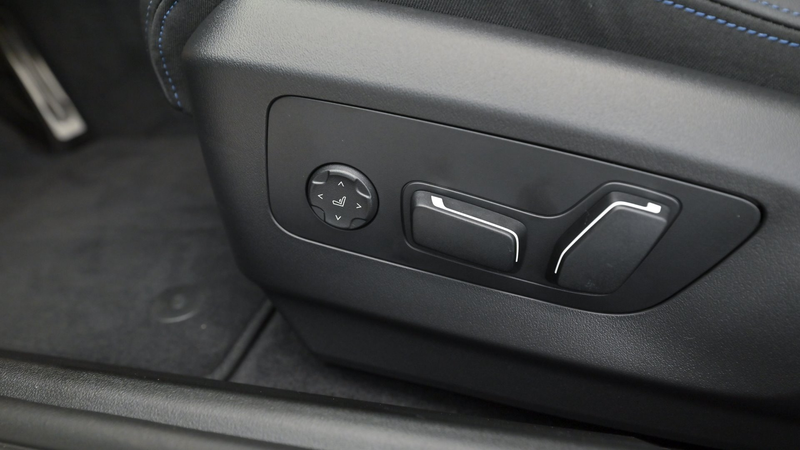 BMW 530 e xDrive M-Sportpaket — photo 12