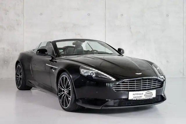 Aston Martin DB9 Volante V12 Top Zustand