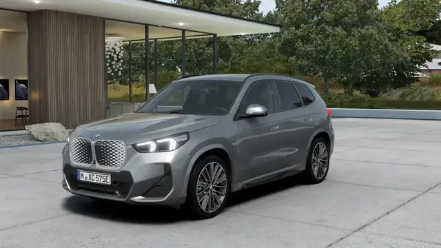 BMW iX1 eDrive20 M Edition 65.2 kWh SERVICE INCLUSIVE - M SPORT