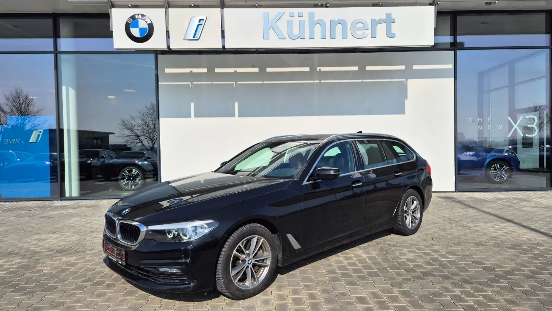 BMW 540 i xDrive Touring Sport-L./PanoSD/HUD/RFK/H&K Schwarz - 1