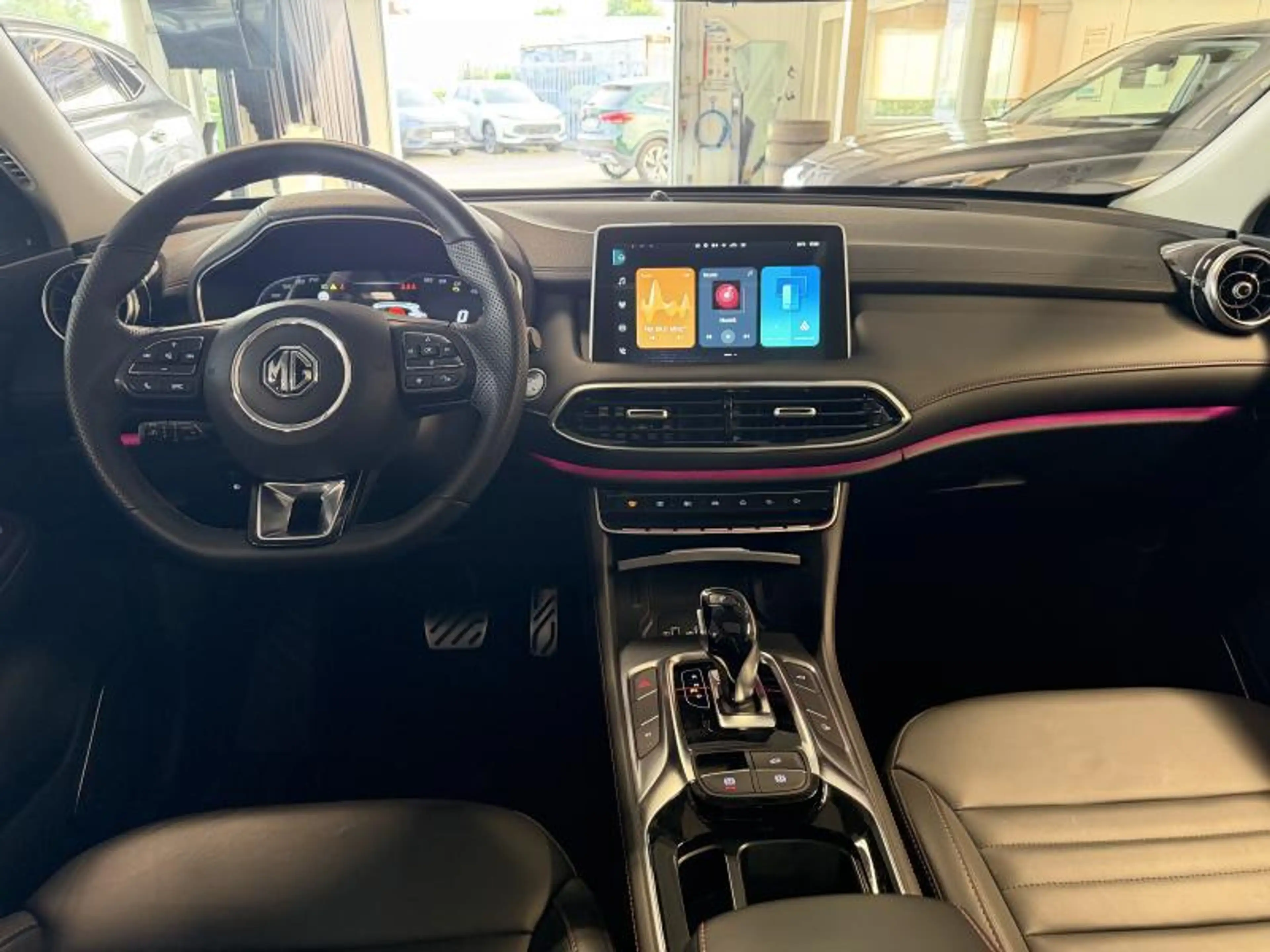 MG EHS 1.5 T-GDI Plug in Hybride Luxury Facelift! | FULL — photo 3