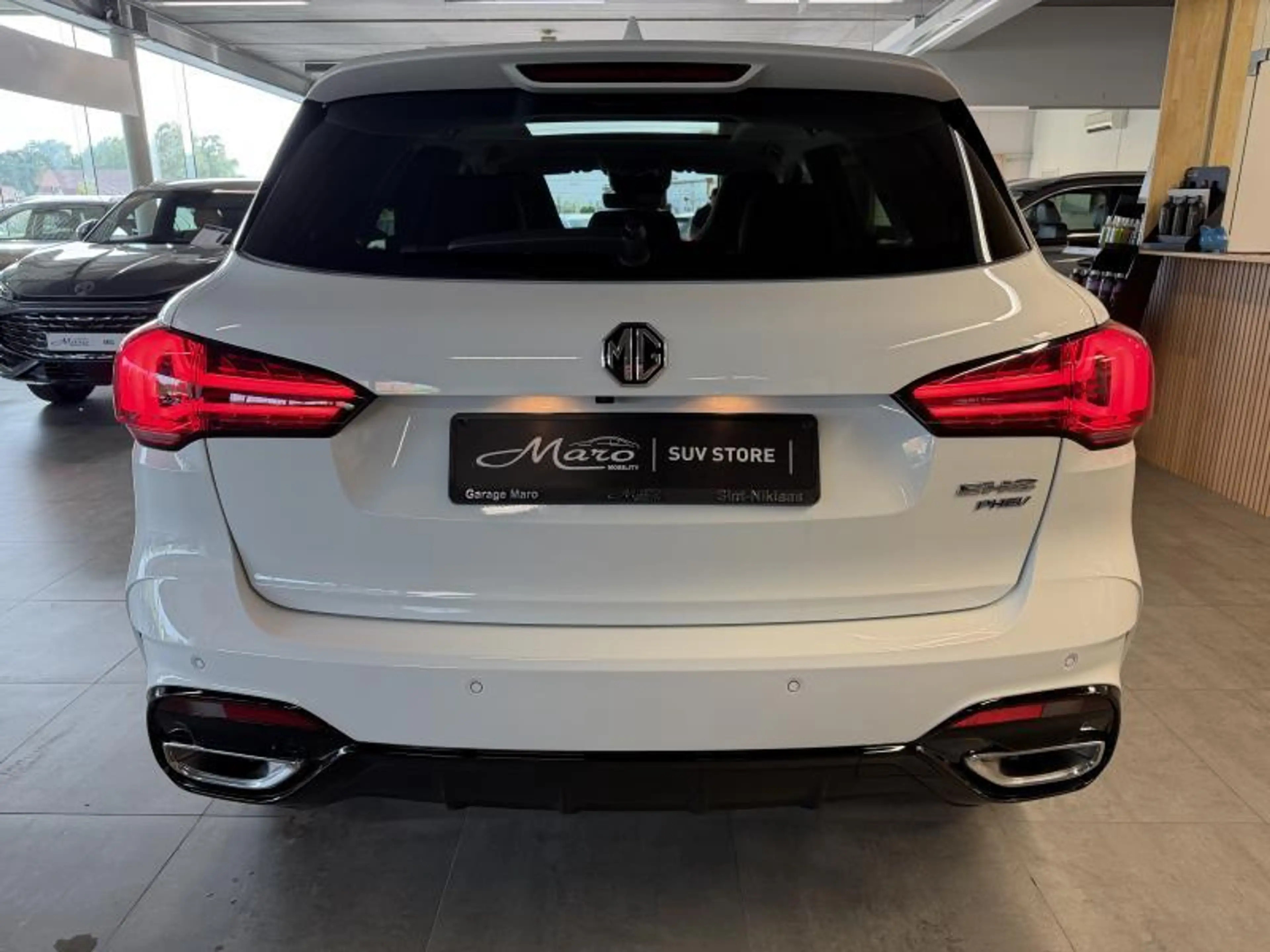 MG EHS 1.5 T-GDI Plug in Hybride Luxury Facelift! | FULL — photo 11