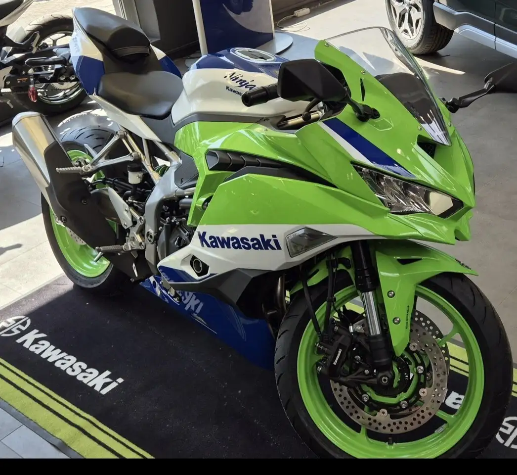 Kawasaki Ninja ZX-4RR