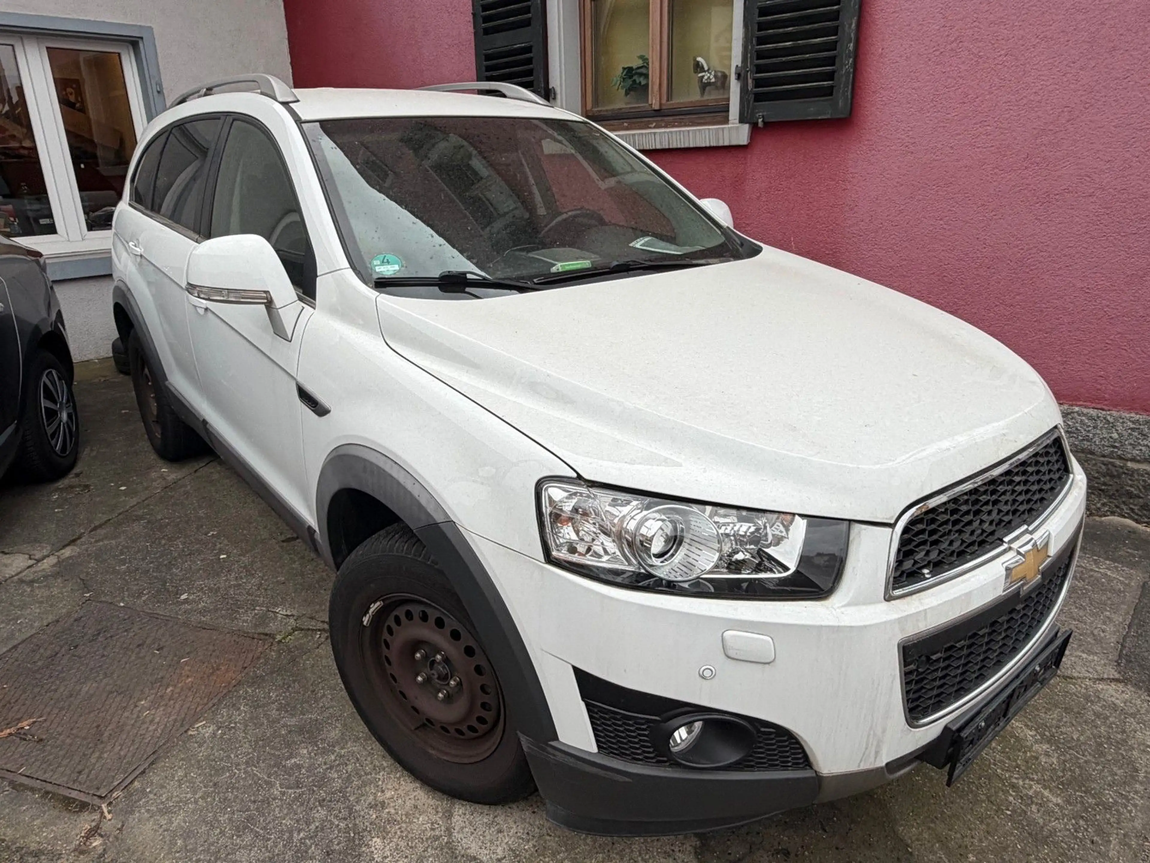 Chevrolet Captiva 2.2TD LT+ AWD 7-Sitzer — photo 3