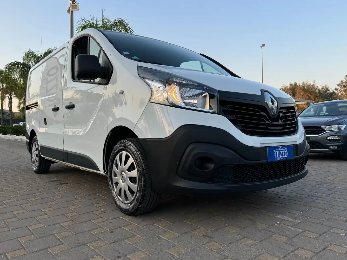 Renault Trafic 1.6DCI 125CV L1H1 NAVIGATORE IVA DEDUCIBILE Bianco - 1