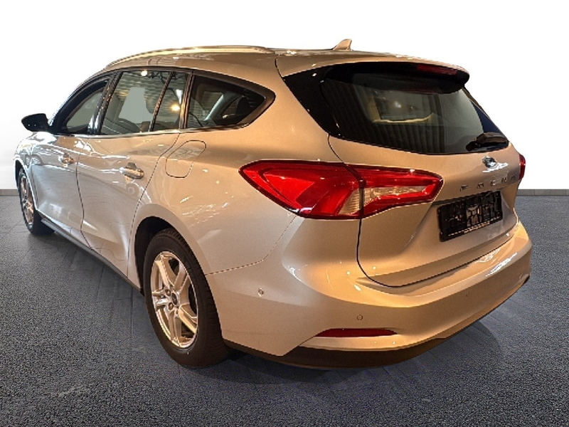 Ford Focus Turnier COOL & CONNECT / PDC / GJR / WINTERPAKET — photo 4