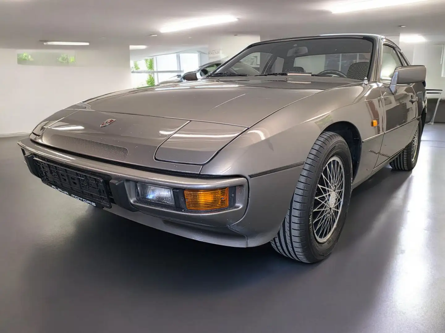 Porsche 924 Targa TOP ZUSTAND Orig.45.739 km  H-Kennz. Beige - 2