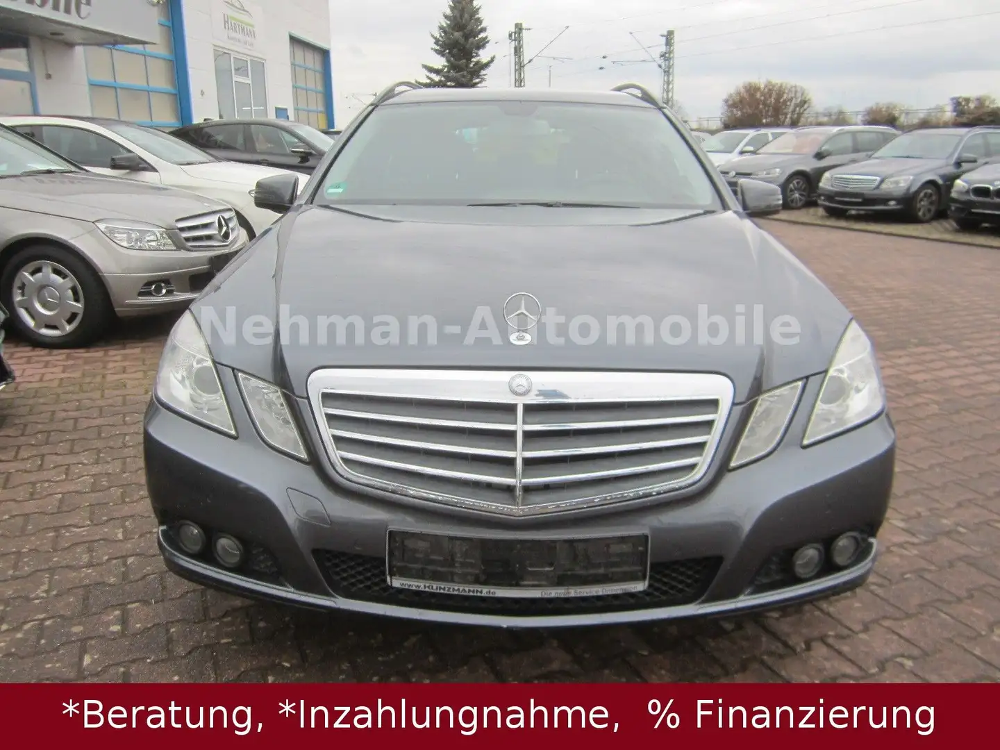 Mercedes-Benz E 200 E -Klasse T-Mo E 200 CGI BlueEfficiency siva - 2