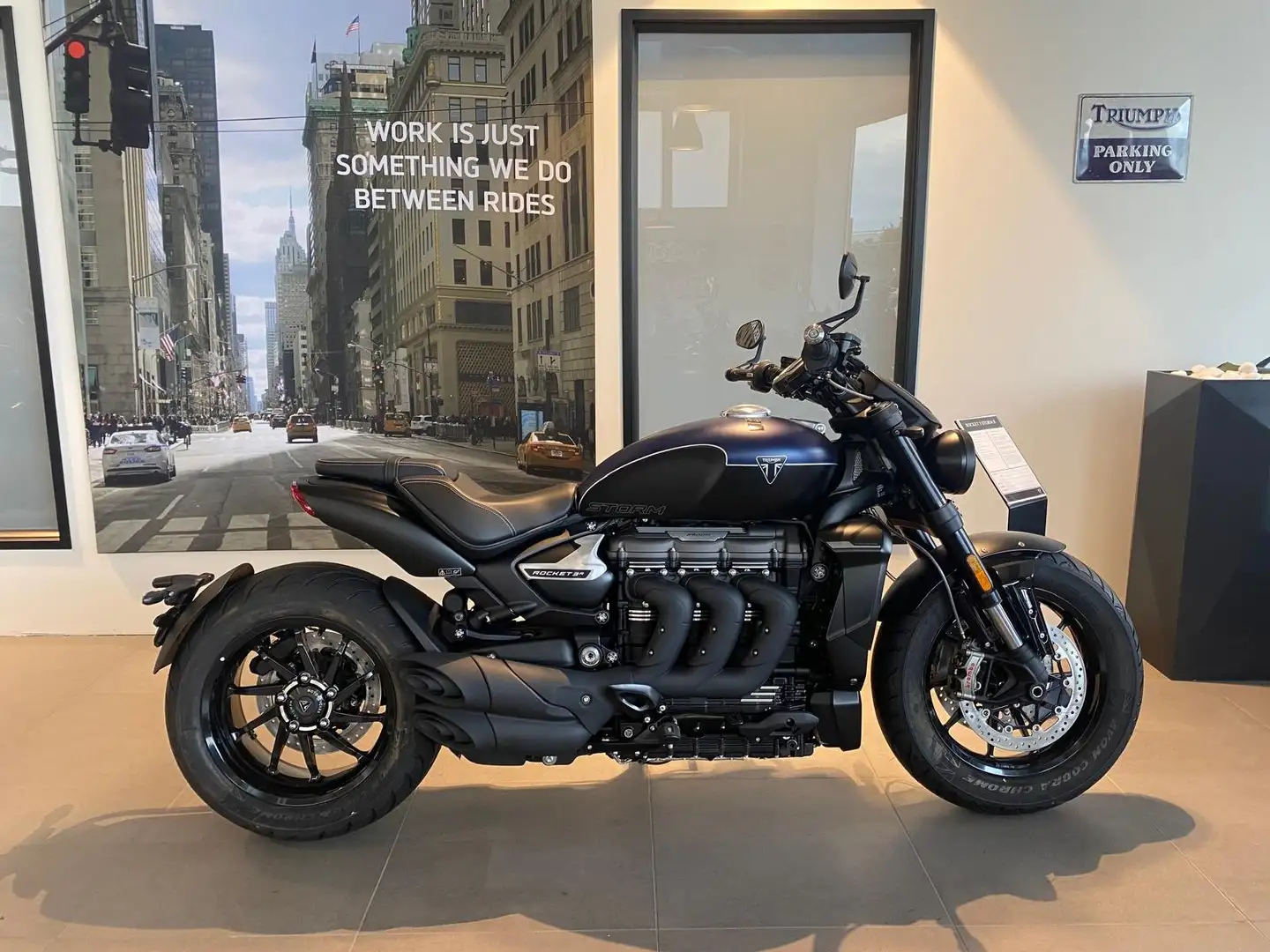 Triumph Rocket 3 R STORM Azul - 1
