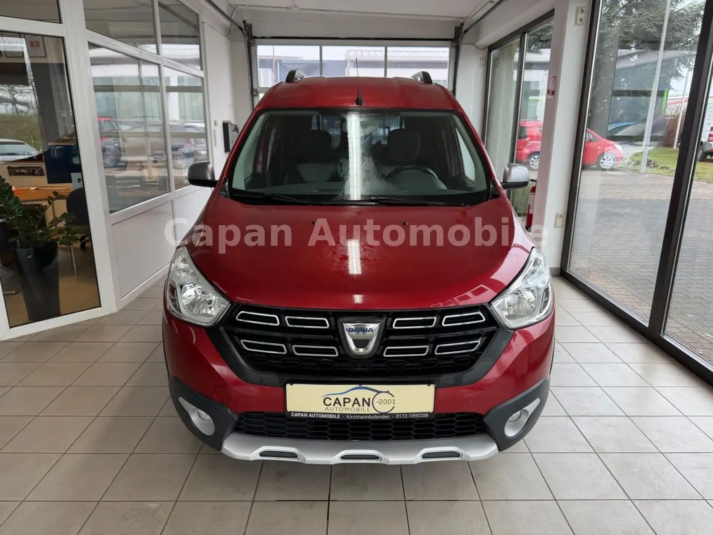 Dacia Dokker Stepway 1.Hand/Scheckheft/Navi/Kamera/EU5 Rot - 2
