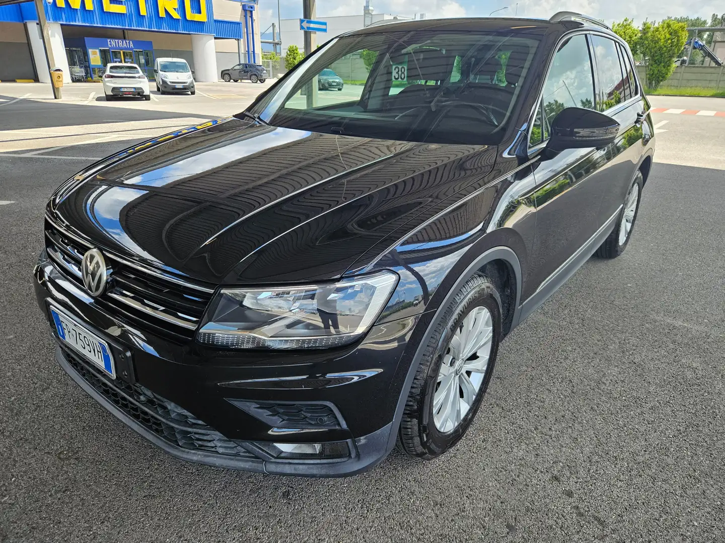 Volkswagen Tiguan 1.6 TDI Business 115 cv Black - 1