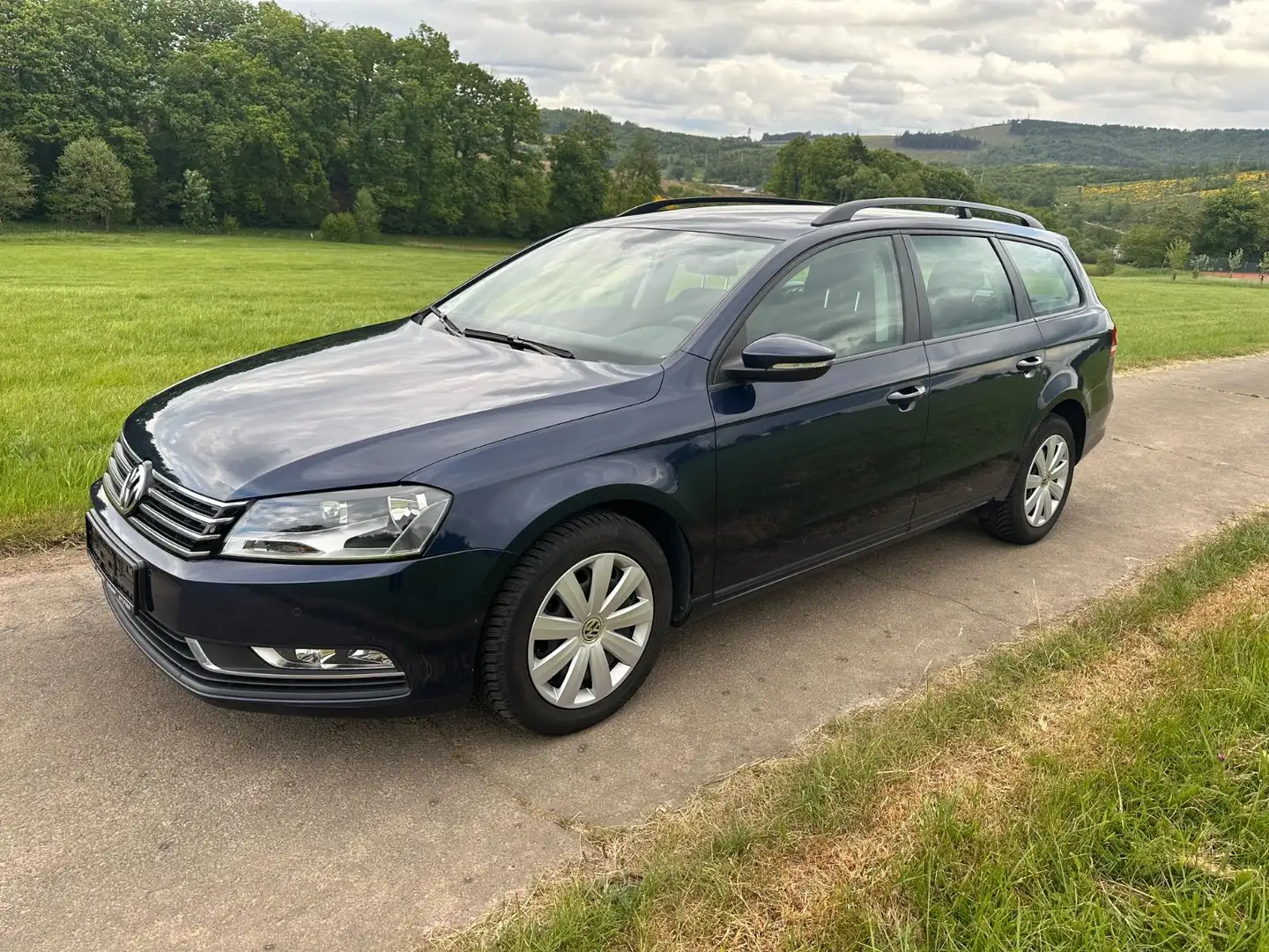Volkswagen Passat Variant Trendline BlueMotion 1.Hand Blauw - 2