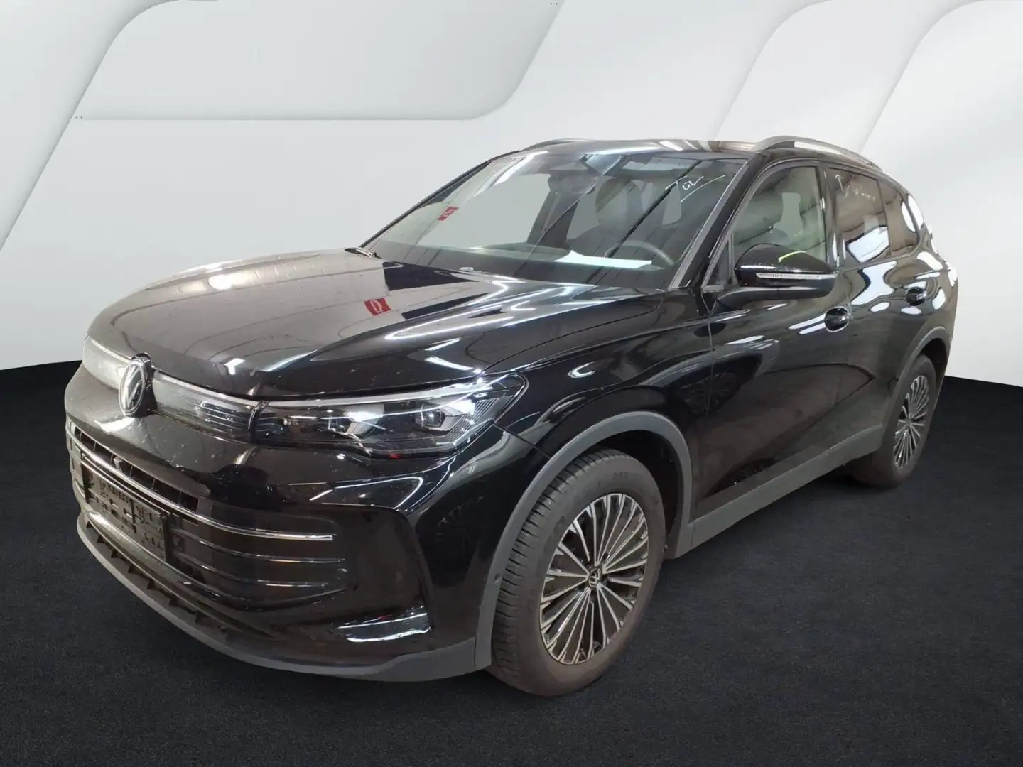 Volkswagen Tiguan Life 1,5 eTSI OPF DSG Schwarz - 2