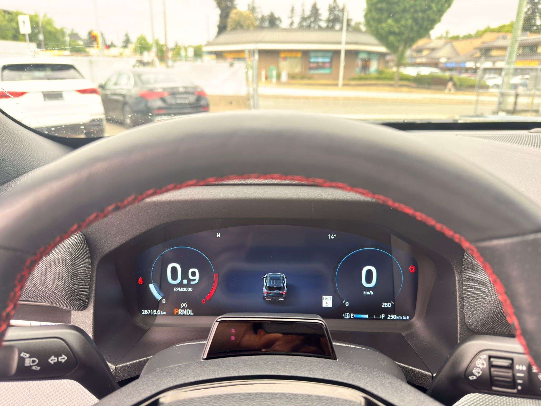 2025 Ford Explorer — view 14