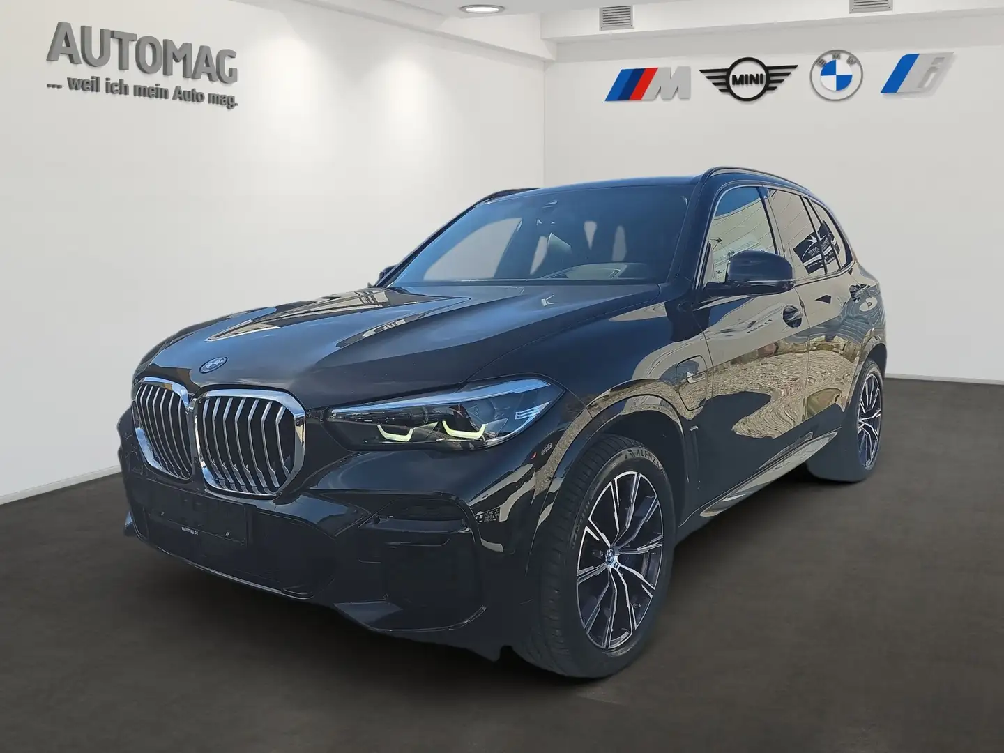 BMW X5 xDrive45e M-Sport*AHK*HeadUp*ParkAssistPlus*Leder* Schwarz - 1