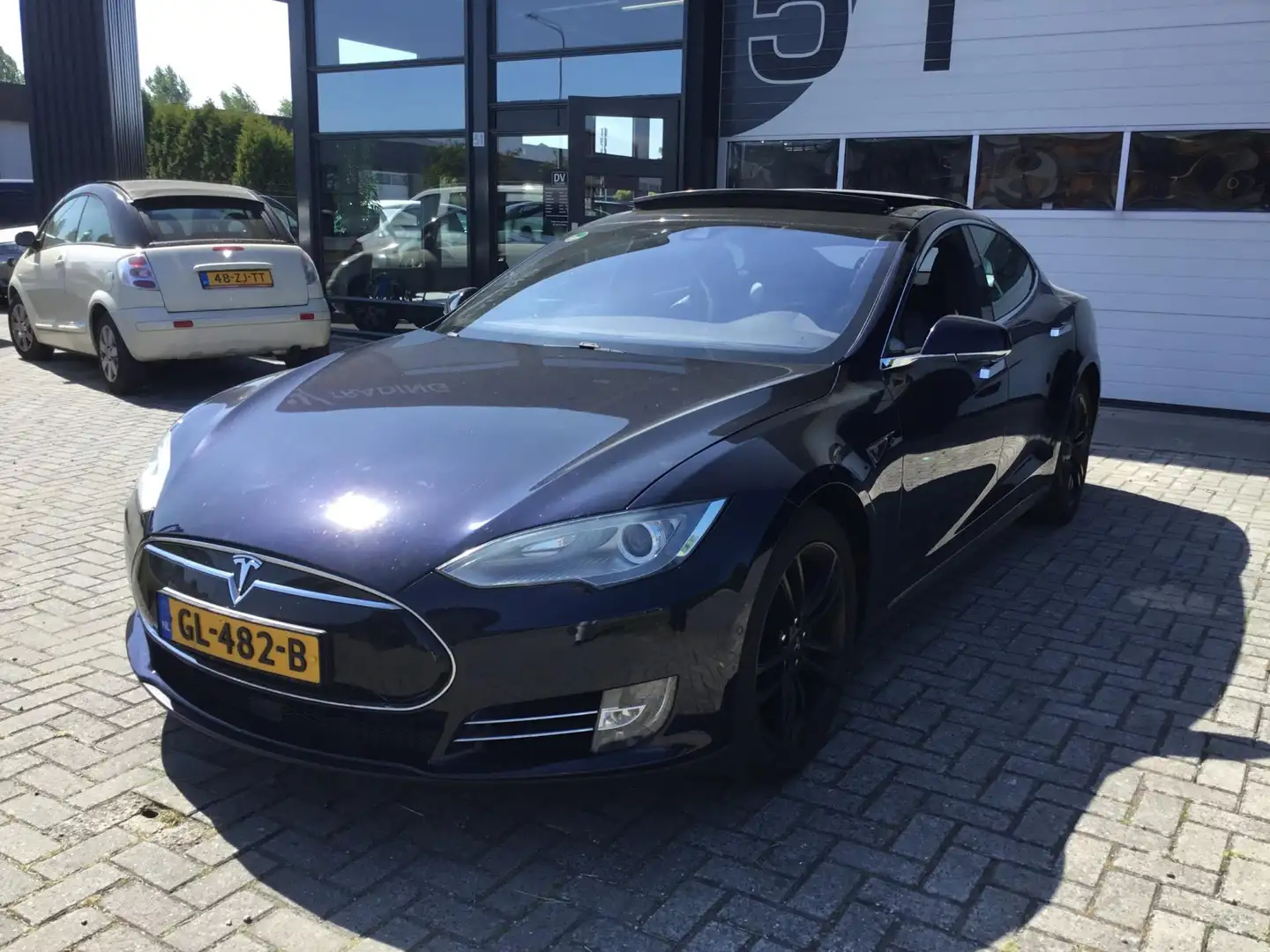 Tesla Model S 85 Base FREE SUPERCHARGER Blue - 1