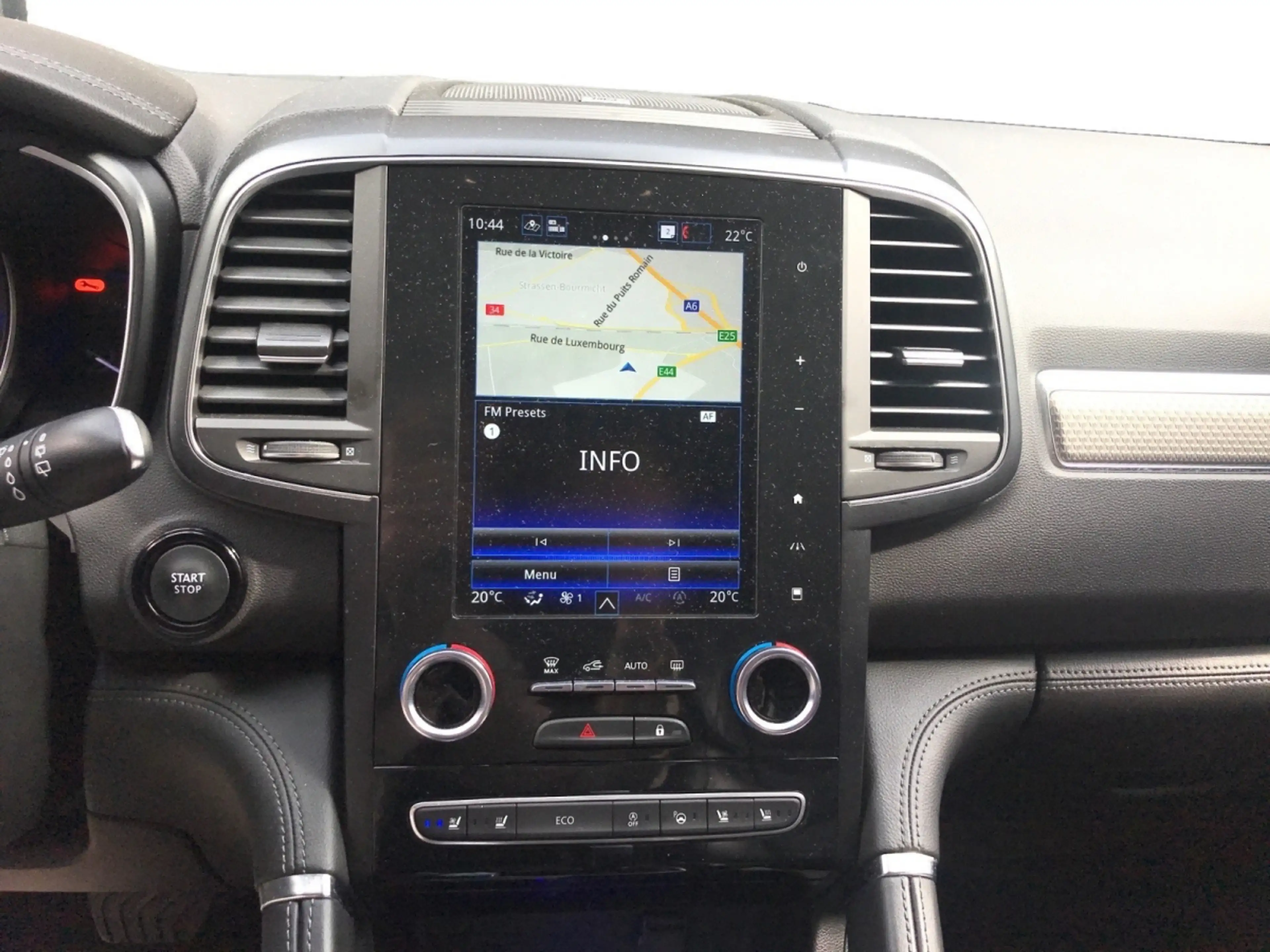 Renault Koleos 2.0 dCi 4WD Initiale Paris X-Tronic — photo 9