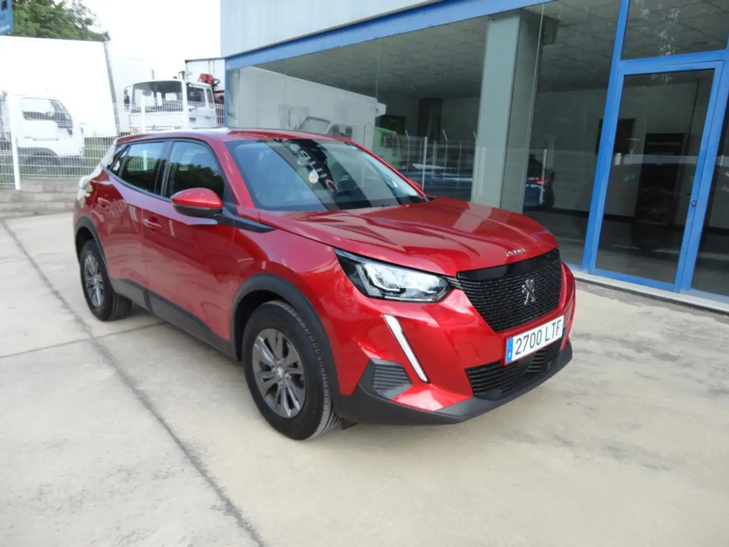 Peugeot 2008 1.5BlueHDi S&S Allure 110 Burdeos - 1