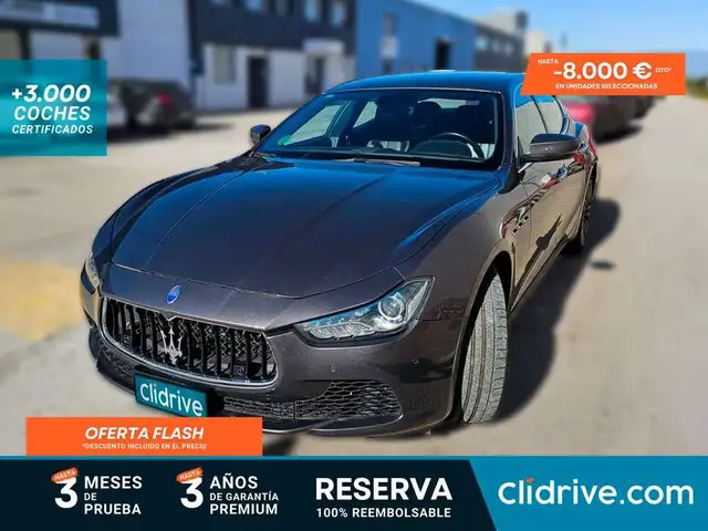 Maserati Ghibli V6 275 HP D RWD
