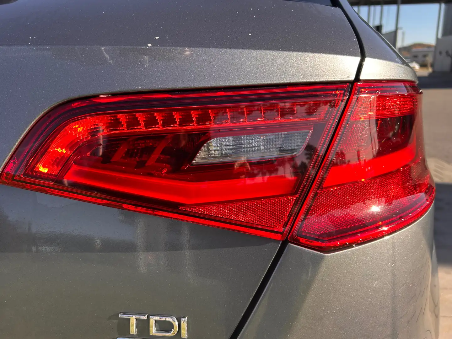 Audi A3 A3 SB Ultra 1,6 TDI Grau - 2