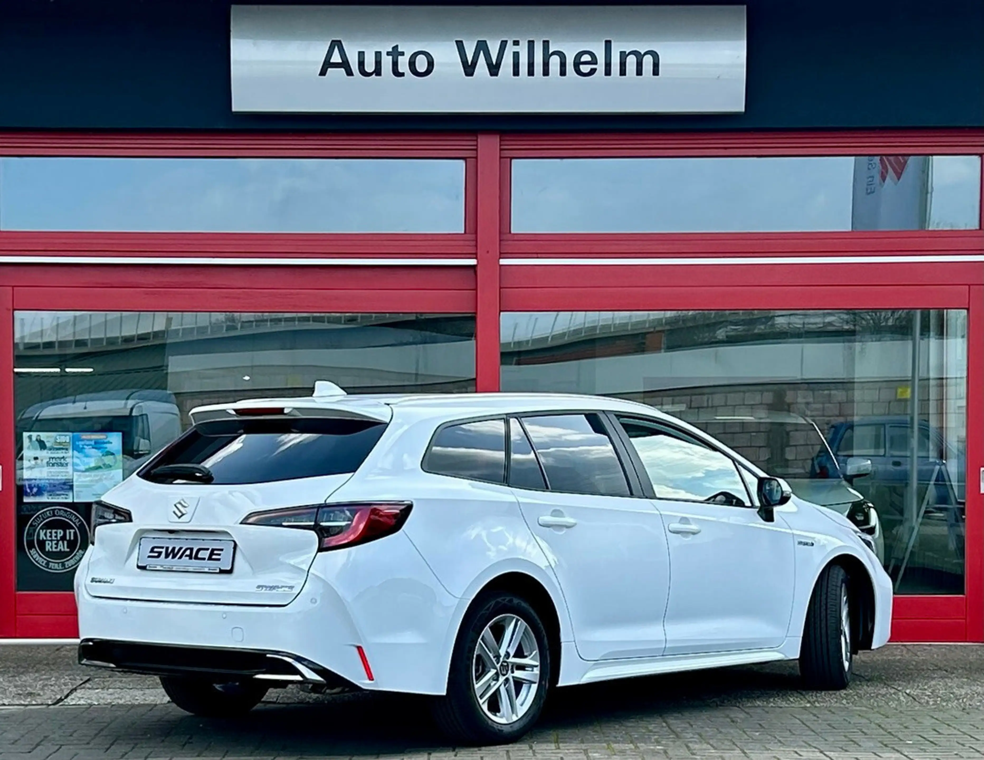 Suzuki Swace Comfort+ CVT Hybrid — photo 4